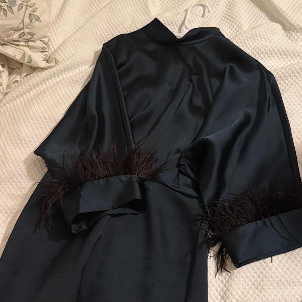 Elegant emerald Satin dress with Feather Trim